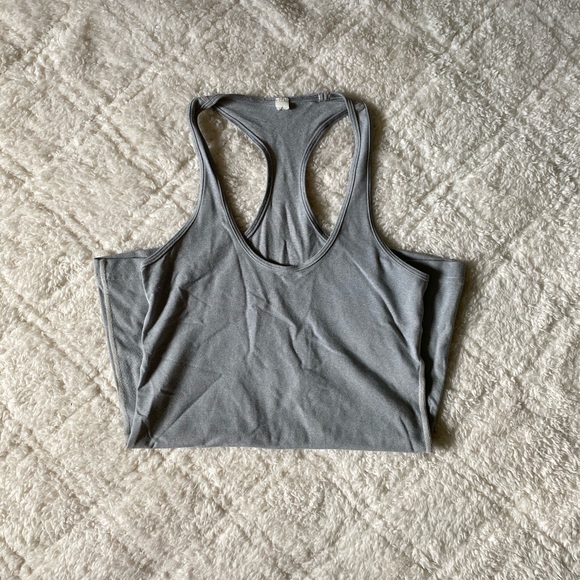 Lululemon Racerback Tank Top ✨ - Picture 4 of 4